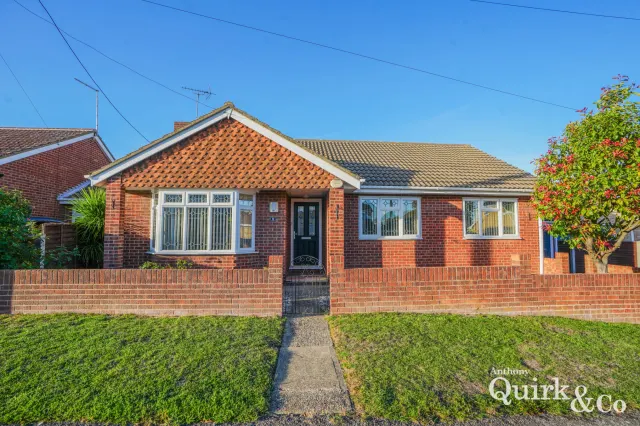 Corona Road, Canvey Island, SS8, photo 1