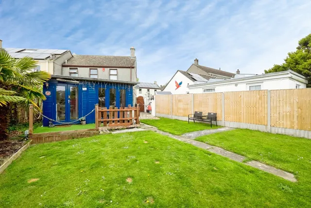 Sona Merg Close, Heamoor, TR18, photo 3