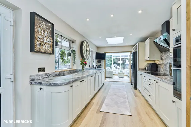 Clee Rise, Bridgnorth, WV16, photo 3