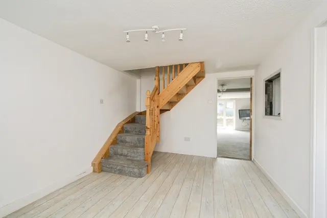 Pen Y Bryn Road, Llanfairfechan, LL33, photo 3