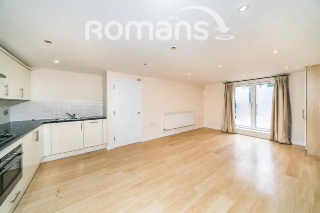 Oyster Wharf, Crane Wharf, RG1, photo 2