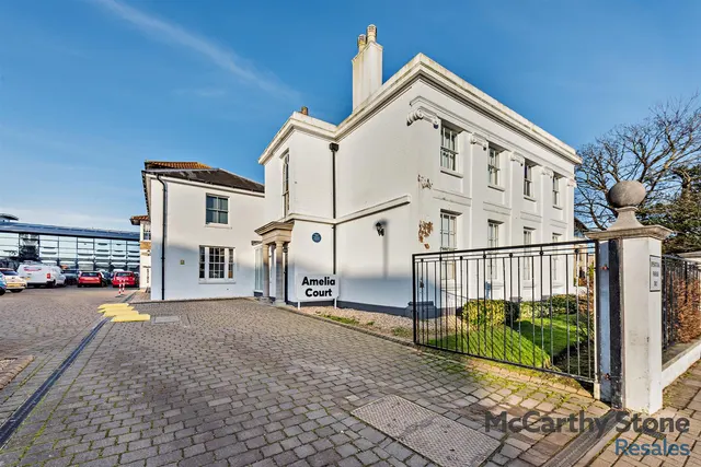 Union Place, Worthing, BN11, photo 1