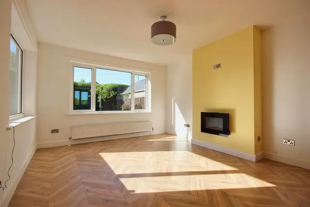 Photo 3 — 82 East Street, Leven