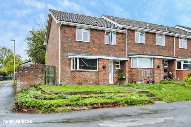 Hasted Drive, Alresford, SO24, photo 1