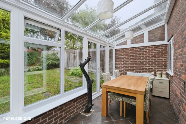 Hasted Drive, Alresford, SO24, photo 3
