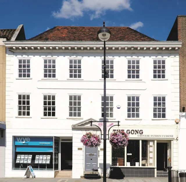 High Street, High Wycombe, HP11, photo 1