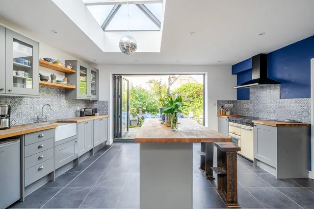 High Street, Chapmanslade, BA13, photo 2