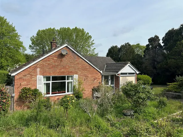 Fairfield Road, Bungay, photo 1
