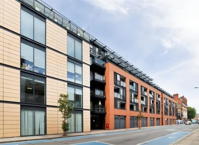 Southwark Bridge Road, London Bridge, SE1, photo 1