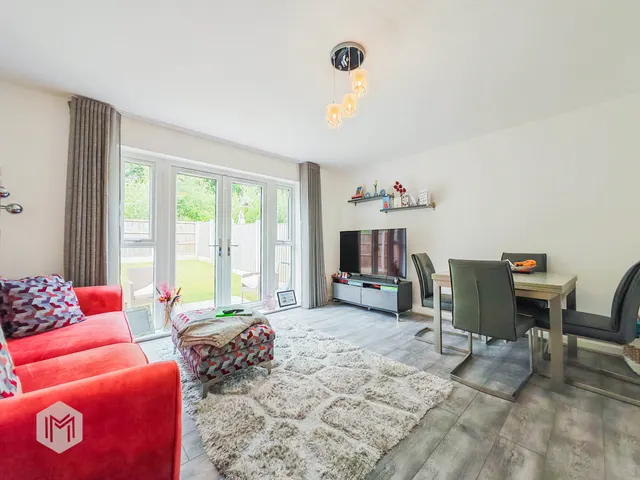 Photo 2 — Kersal Wood Avenue, Salford, M7 3AS