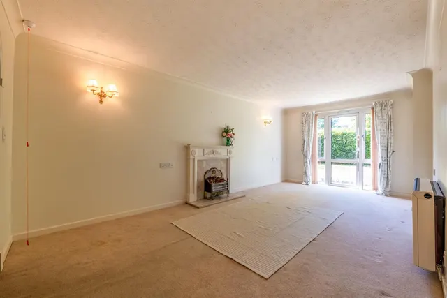 Photo 3 — Alcester Road, Scholars Court Alcester Road, CV37