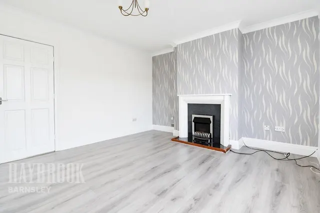 Cooper Road, Kexborough, photo 3