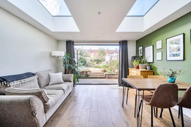 Wallbridge Avenue, Frome, BA11, photo 3