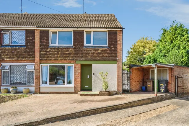 Browns Close, Luton, Bedfordshire, LU4, photo 1
