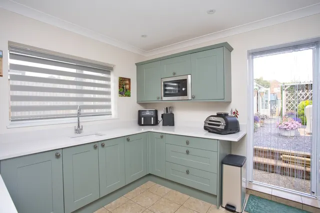 Broadview, Folkestone, CT20, photo 2