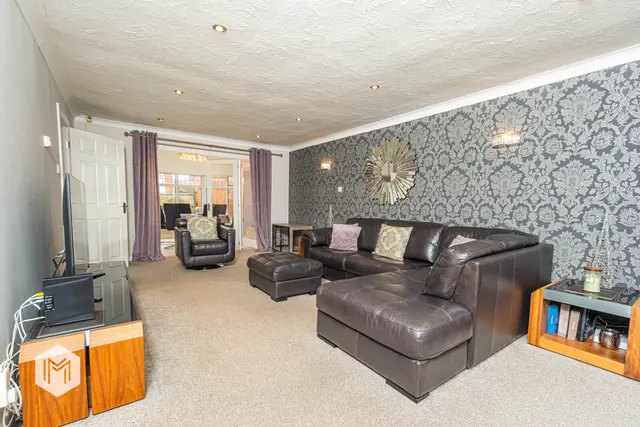Photo 2 — Croyde Close, Bolton, BL2 4HJ