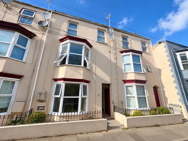 Spacious Two Bedroom Maisonette, DT4, photo 1
