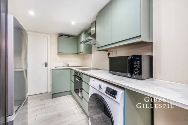 Wimborne Drive, Pinner Fees Apply, HA5, photo 1