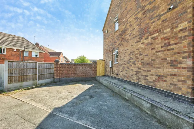 Finch Close, Woodville, DE11, photo 3