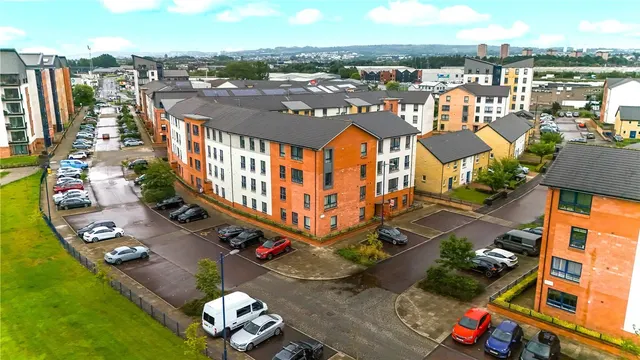 Photo 3 — Inchgarvie Loan, GLASGOW, Lanarkshire, G5