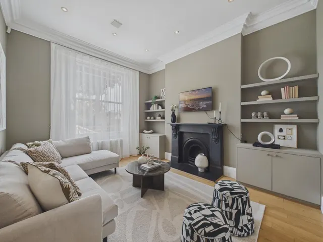 Steeles Road, Belsize Park, NW3, photo 3