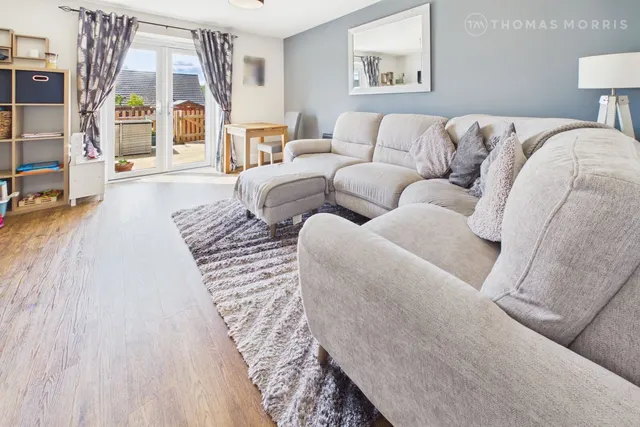 Parker Crescent, Sawtry, PE28, photo 2