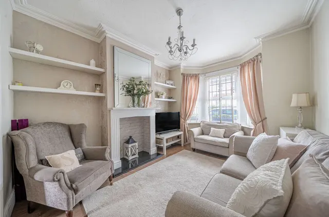 Lansdowne Road, Purley, CR8, photo 1