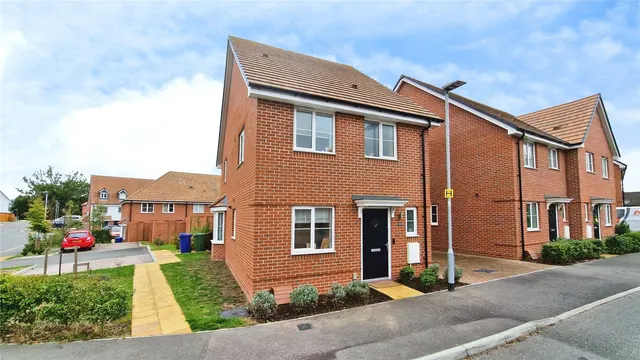 Sumner Chase, Binfield, RG42, photo 1