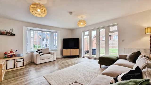 Sumner Chase, Binfield, RG42, photo 2