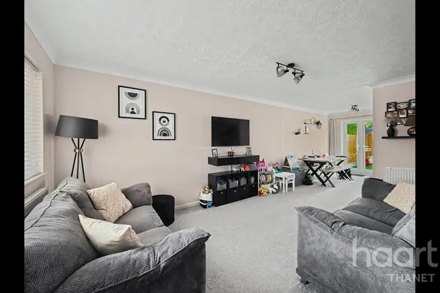 Roseacre Court, Margate, CT9, photo 2