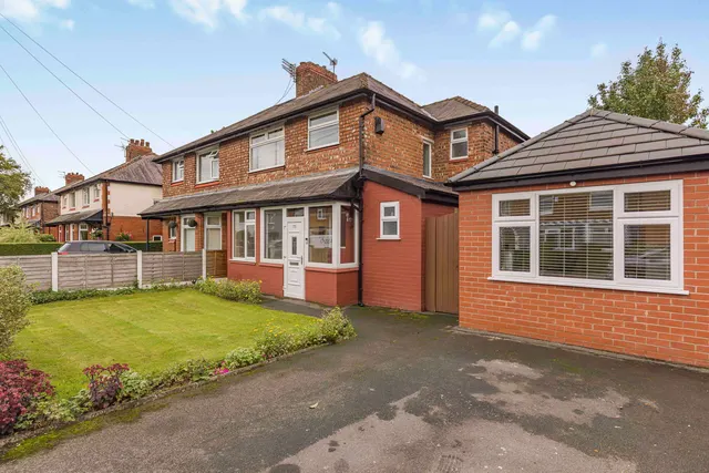 Photo 2 — Derbyshire Avenue, Stretford, Manchester, M32 9LT