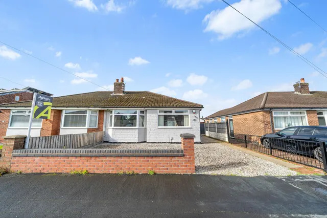 Dryden Avenue, Ashton-In-Makerfield, WN4, photo 1