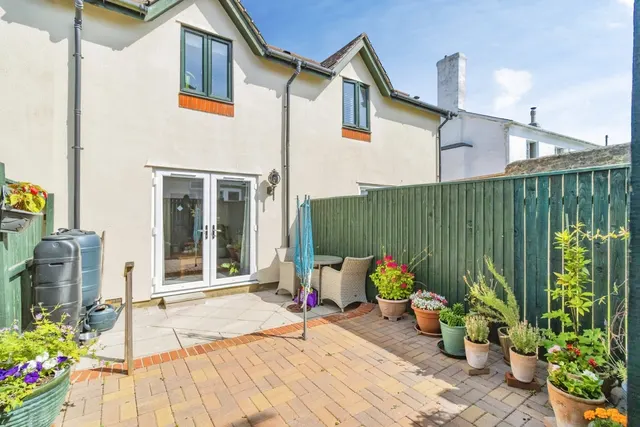 Osborn Close, Newton Abbot, TQ12, photo 2