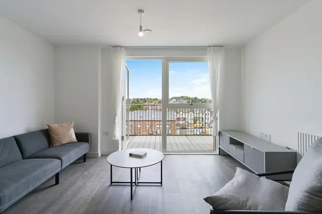 Hendon Waterside, London, NW9, photo 1