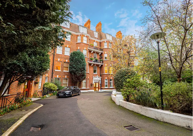 Kings Gardens, West Hampstead, NW6, photo 1