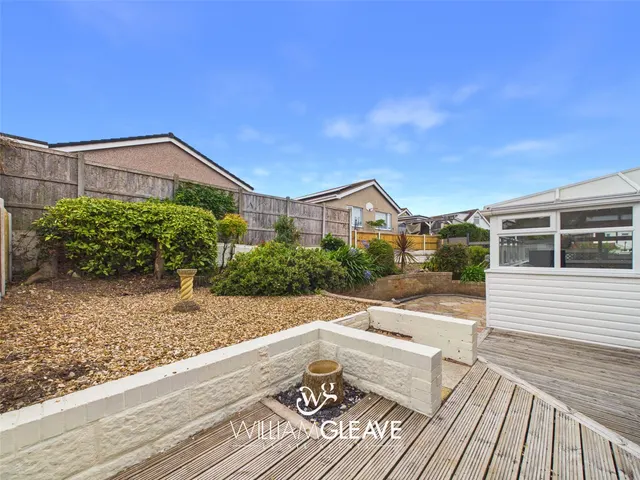 Photo 2 — Bodnant Crescent, Llandudno, Conwy, LL30 1LL
