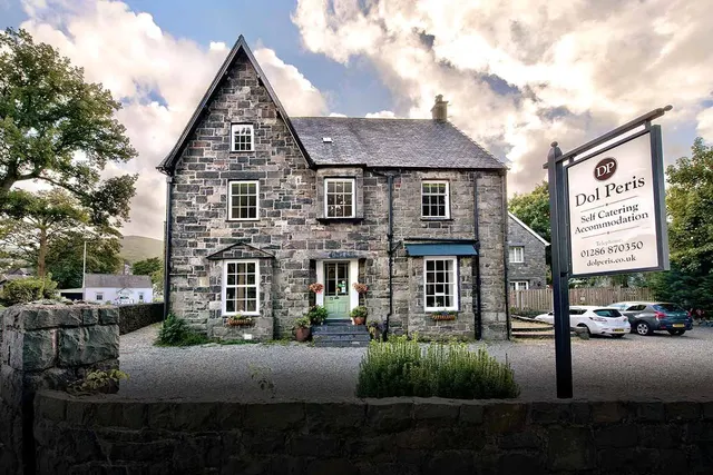 High Street, Llanberis, LL55, photo 1
