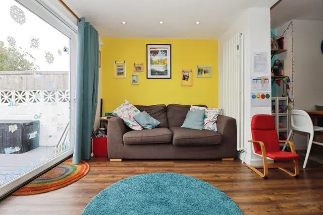 Photo 3 — Gilbert Road, Kingswood, BRISTOL