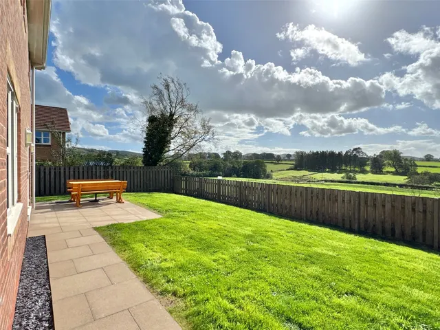 Dolydd Pentrosfa, Llandrindod Wells, LD1, photo 2