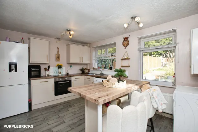 Glendevon Close, Wigan, WN2, photo 3