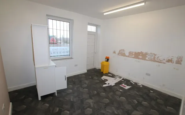 Photo 3 — Agnes Road, Barnsley