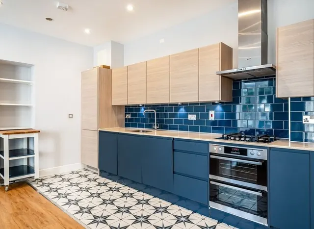 Blumenthal Close, Isleworth, TW7, photo 3