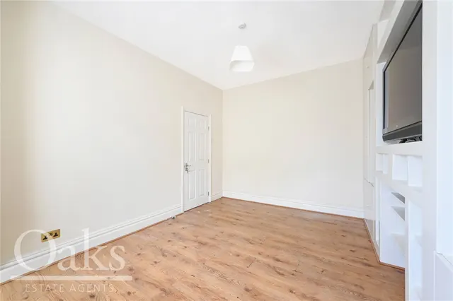 Beechwood Avenue, Thornton Heath, CR7, photo 2