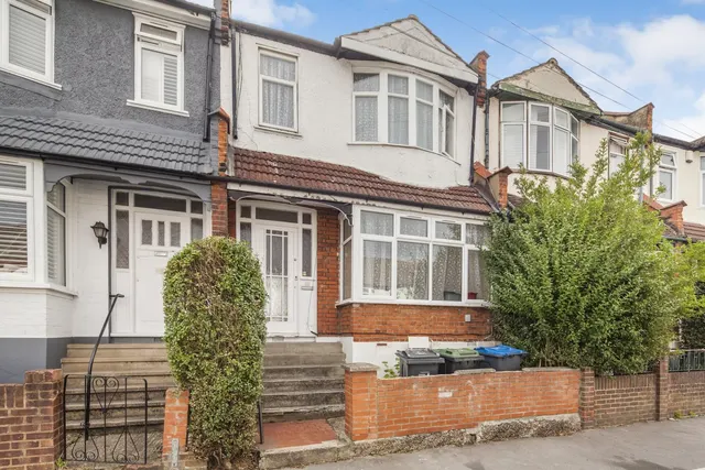 Hythe Road, Thornton Heath, CR7, photo 1