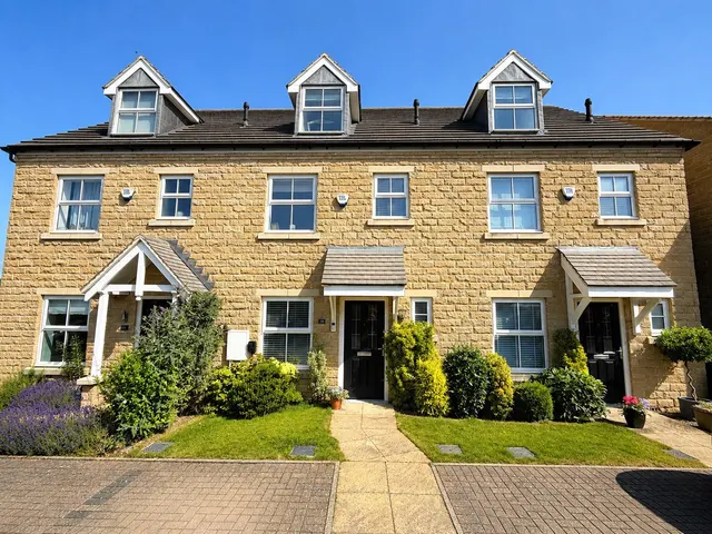 Mulberry Vale, NORTHALLERTON, North Yorkshire, DL7, photo 1