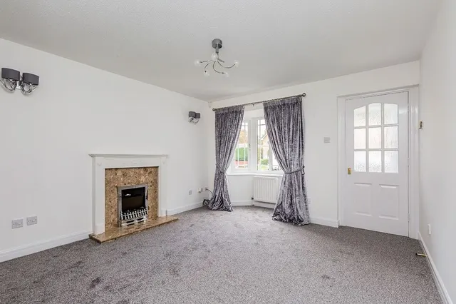 Westminster Close, Middlewich, CW10, photo 2
