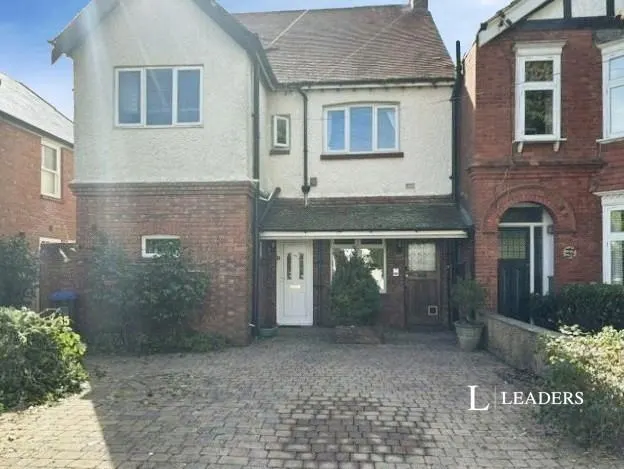 St. Michaels Road, Worthing, BN11, photo 1