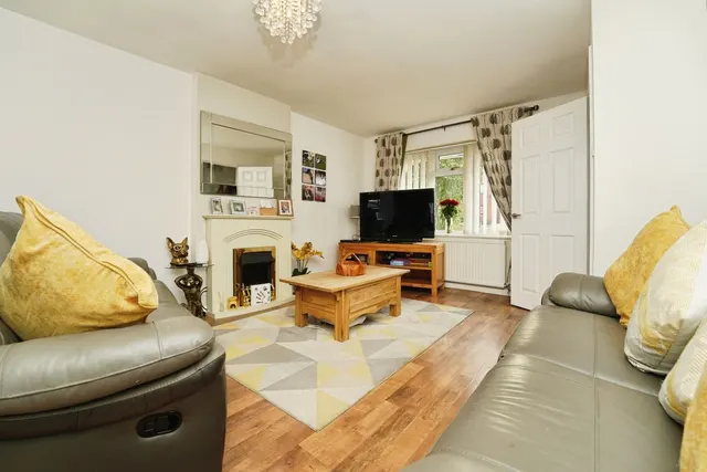 Hawthorne Avenue, Gloucester, GL4, photo 2