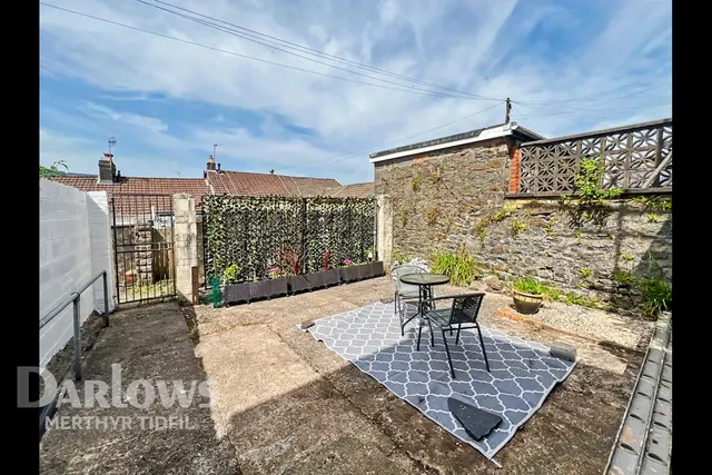 Somerset Place, Merthyr Tydfil, photo 3