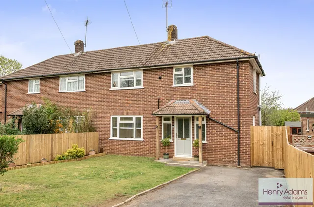 Cardew Road, Liss, GU33, photo 1
